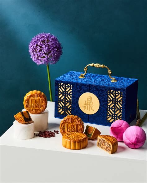 luxury mooncake gifts